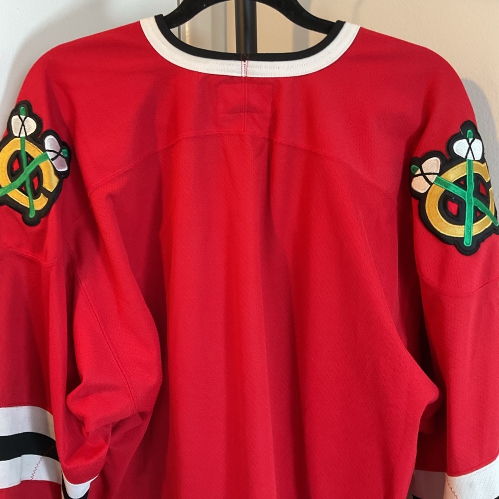 23. Vintage Chicago Blackhawks CCM Maska Jersey Size Red 90s NHL Size XL - Picture 7 of 8